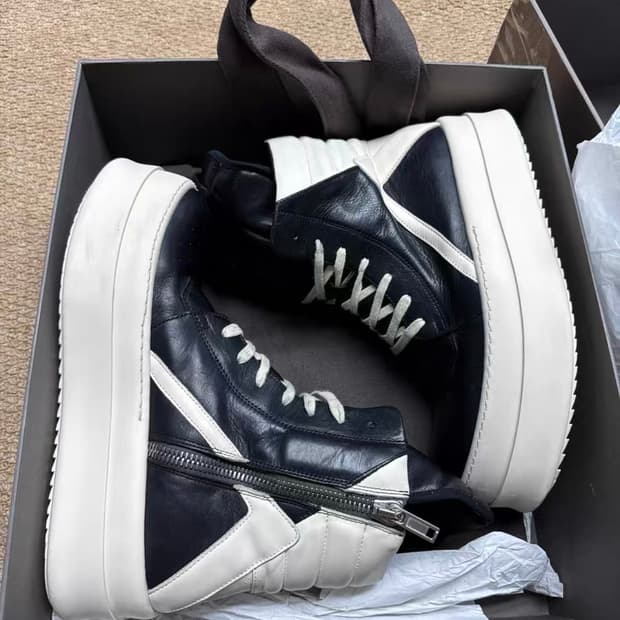 Unconscious.jp / obsidian Recurve Boots | 후루츠패밀리