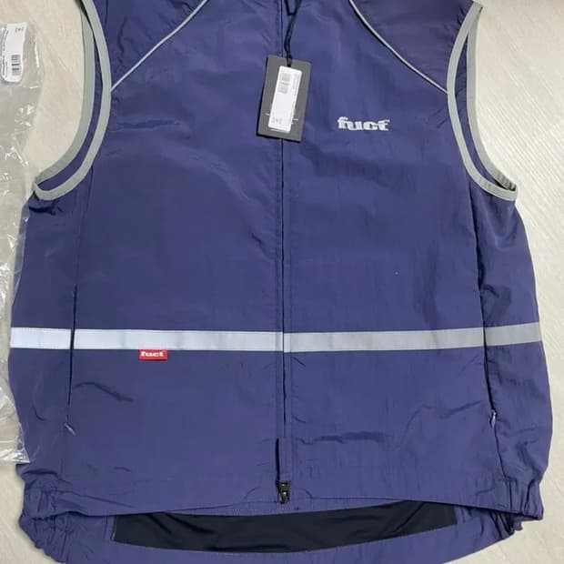 FUCT【ファクト】3M CYCLING VEST PATRIOT BLUE FUCT - 3M POSTAL VEST | HBX - Globally Curated Fashion and