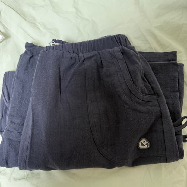 코이세이오(COYSEIO)SHIRRING ROUGH PANTS NAVY | 후루츠패밀리