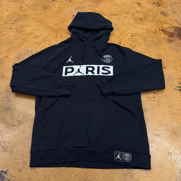 UVU Paris 25 Zipped Hoodie Ink Blue | 후루츠패밀리