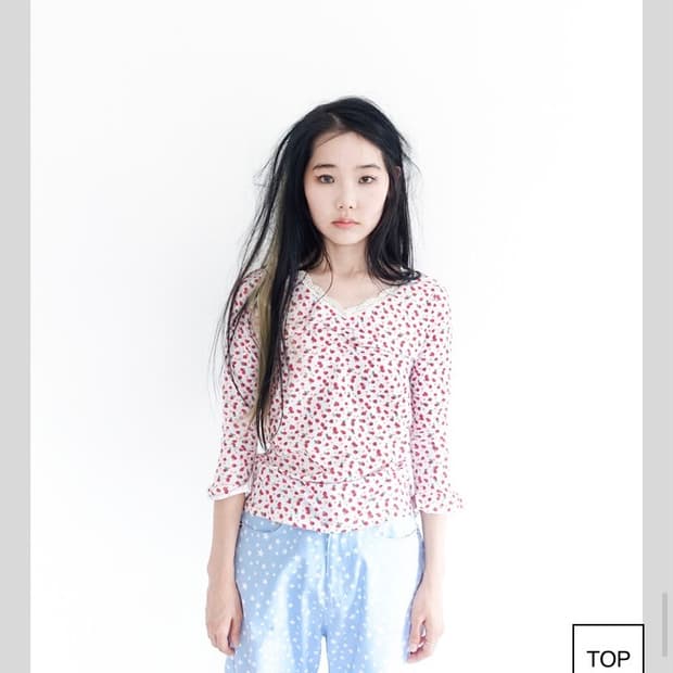 샵페어리 little strawberry lace top | 후루츠패밀리