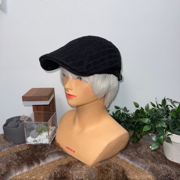 Awesome Needs Bellboy Cap Ribbon Black | 후루츠패밀리