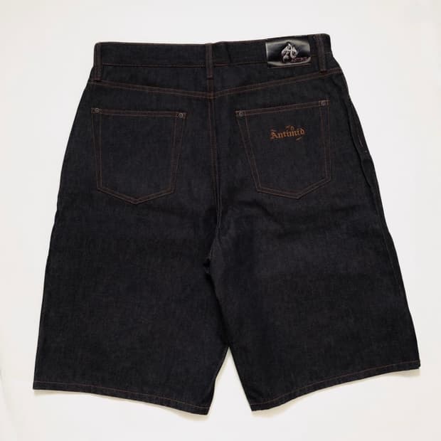 BELVET Star-Studded Rigid Tuck Shorts | 후루츠패밀리
