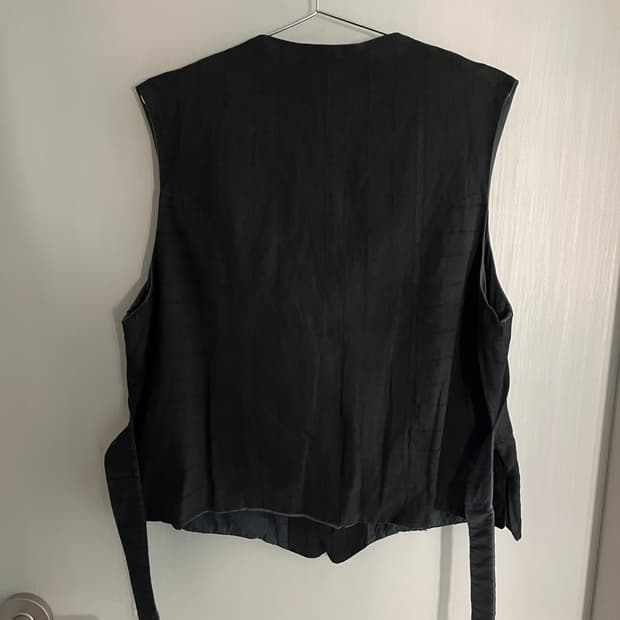 John Alexander Skelton Vest | 후루츠패밀리