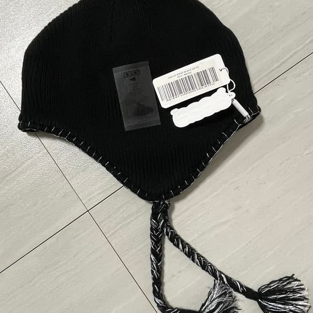 Coyseio Double trooper beanie black | 후루츠패밀리