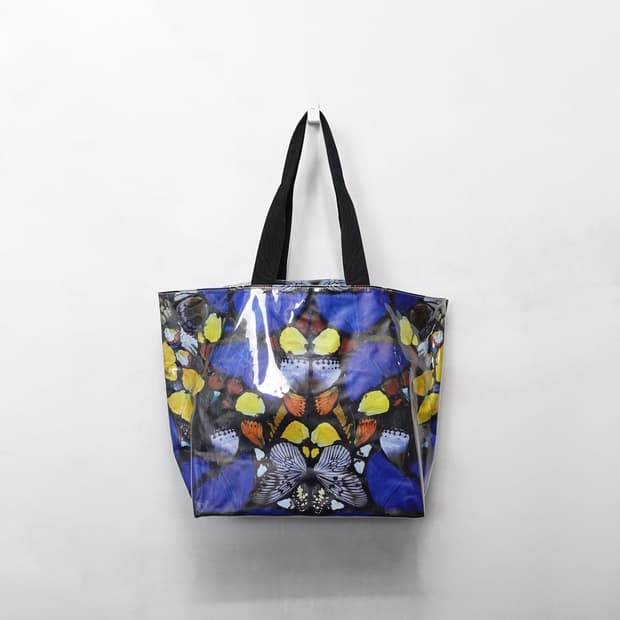 wolfgang tillmans moma bag | 후루츠패밀리