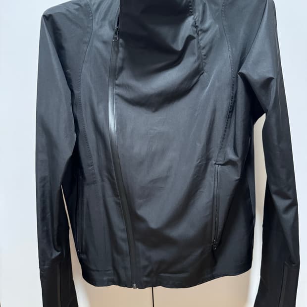 Hyein Seo Fencing Jacket | 후루츠패밀리