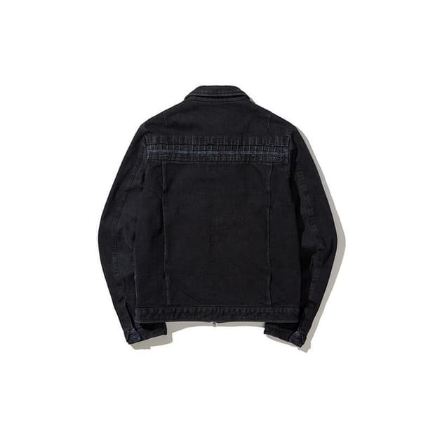 f3o6XSYgbD-1BE81801-727C-4A93-