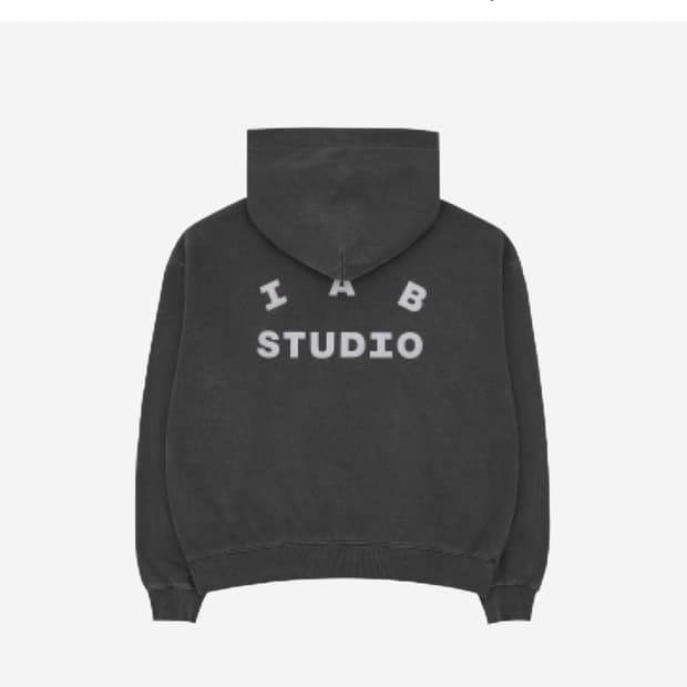 IAB Studio Woven Hoodie Black | 후루츠패밀리