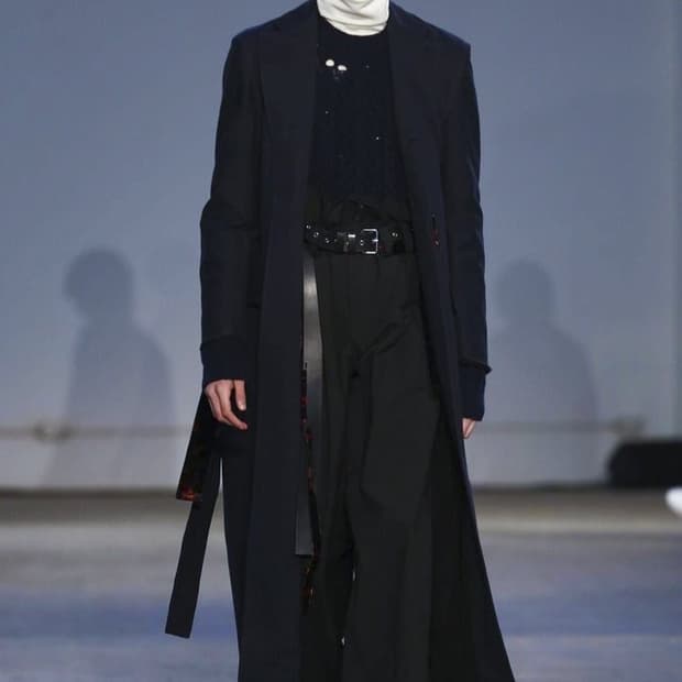 新品ダミールドーマレイヤードカットソー長袖ブラックDAMIR DOMA 新品ダミールドーマレイヤードカットソー長袖ブラックDAMIR DOMA