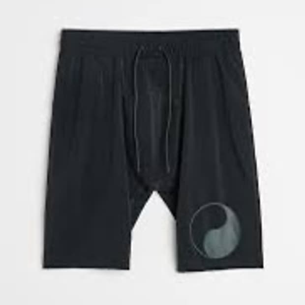 UVU half tights black | 후루츠패밀리