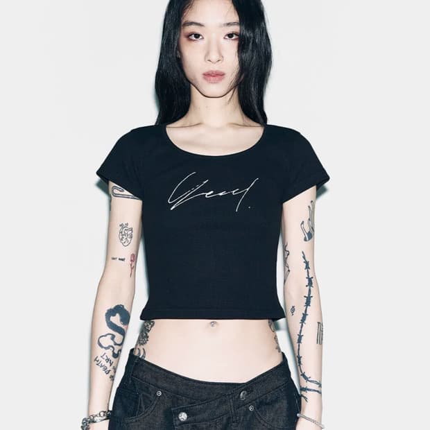 韓国商品/YEEL YEEL RACING ASYMMETRIC T-SHIRT YEEL RACING ASYMMETRIC T-SHIRT BLACK - 감도 깊은 취향 셀렉트