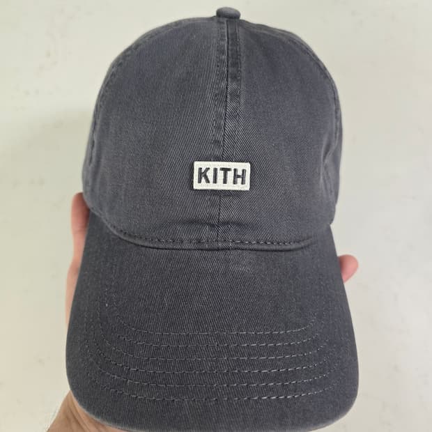 KITH BL TWILL CAP, SHARK | 후루츠패밀리
