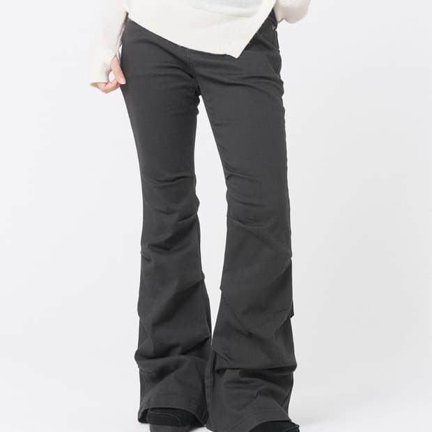 미세키서울 pocket cargo bootscut pants | 후루츠패밀리