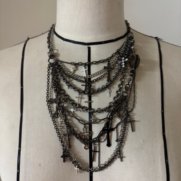 Gunda” Junk Heaven necklace | 후루츠패밀리