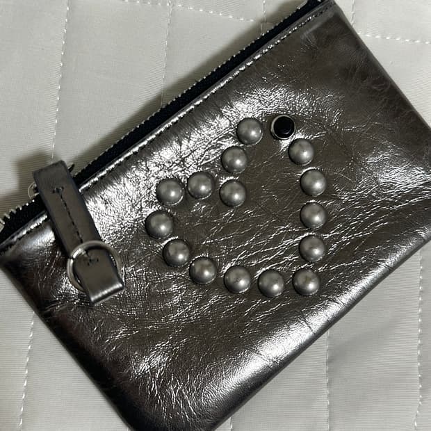 Open yy STUD CARD CASE KEYCHAIN, BLACK | 후루츠패밀리