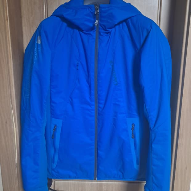 SKYLRK ZIP HOODIE - SUPER BLUE, M size | 후루츠패밀리