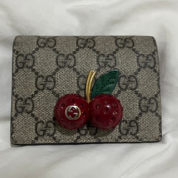 구찌(Gucci) | 후루츠패밀리 - 빈티지, 세컨핸드 패션 중고거래 앱