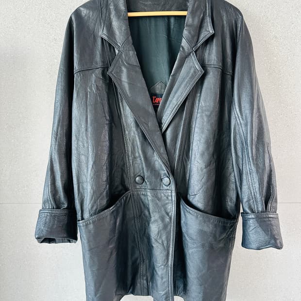 Andrew driftwood hospital coat | 후루츠패밀리